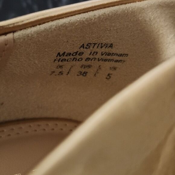 BRAND NEW KELLY& KATTIE HIGH HEEL POINTED-TOES SLIP-ON PUMP - Picture 12 of 16